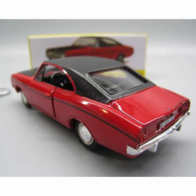 Dinky Toys 1/43 Scale Opel Commodore Model Car 5 Dinky Toys 1/43 Scale Opel Commodore Model Car - Image 5