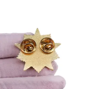 USSR Red Star Flag Pin with Gold Detailing 10 S4a25b7e145194d4eaec85d5ab14e1621f