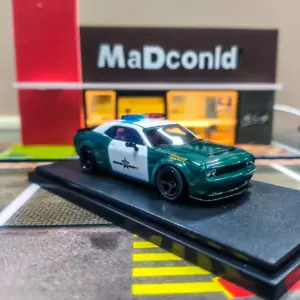 S4a4517da9c0e4067a6c857355da09773G