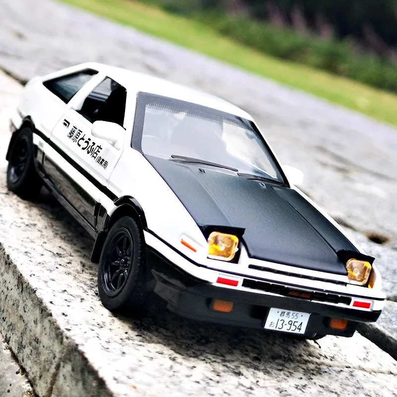 Toyota AE86 1:32 Scale Diecast Model 6 Toyota AE86 1:32 Scale Diecast Model - Image 6