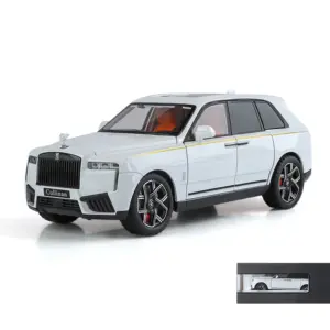 1:24 Scale Rolls Royce Cullinan Diecast Model 33 S4ef76a23101c47cb9bd3e0fb19d1b80bs