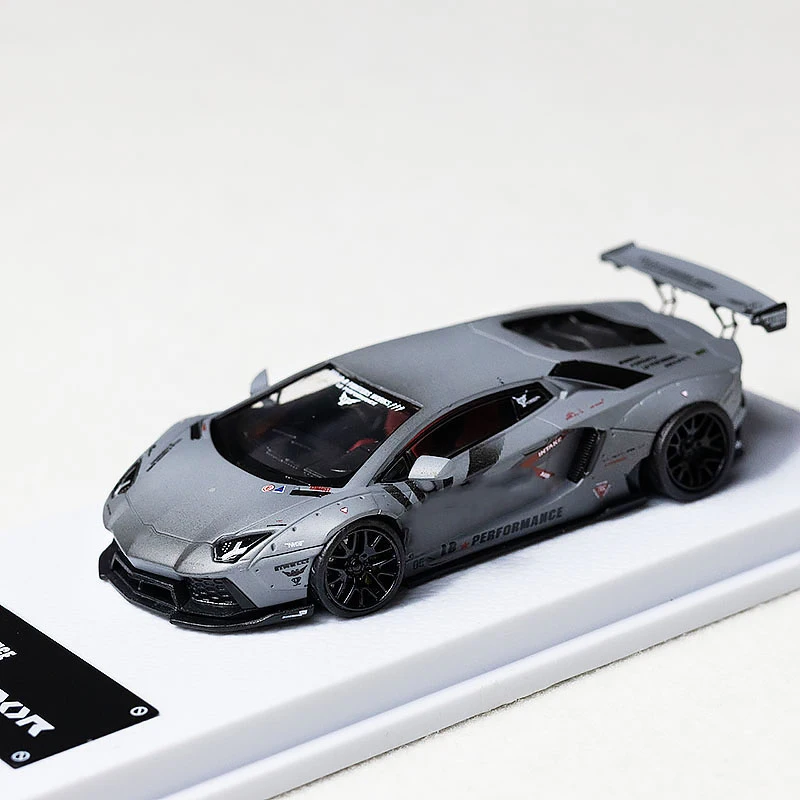 MJ 1:64 Lamborghini Aventador LP700-4 Collection 6 MJ 1:64 Lamborghini Aventador LP700-4 Collection - Image 6