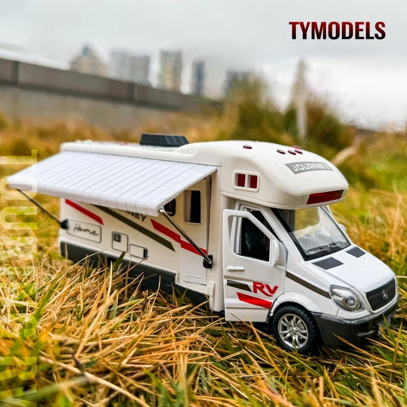 Large Sprinter MPV Van 1:32 Diecast Model 5 Large Sprinter MPV Van 1:32 Diecast Model - Image 5