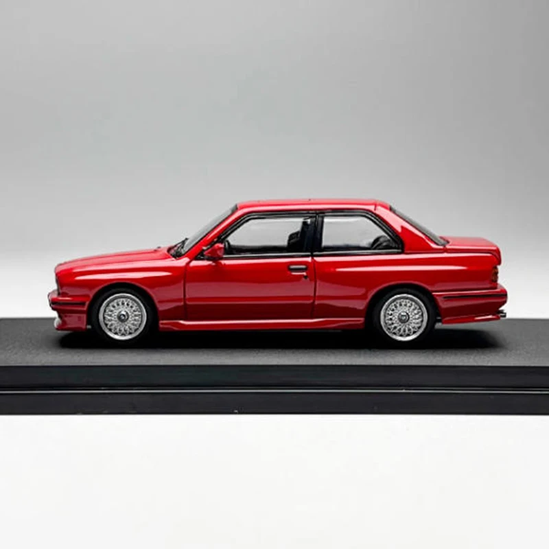 Mortal 1:64 M3 E30 Sport Car Model Set 4 Mortal 1:64 M3 E30 Sport Car Model Set - Image 4