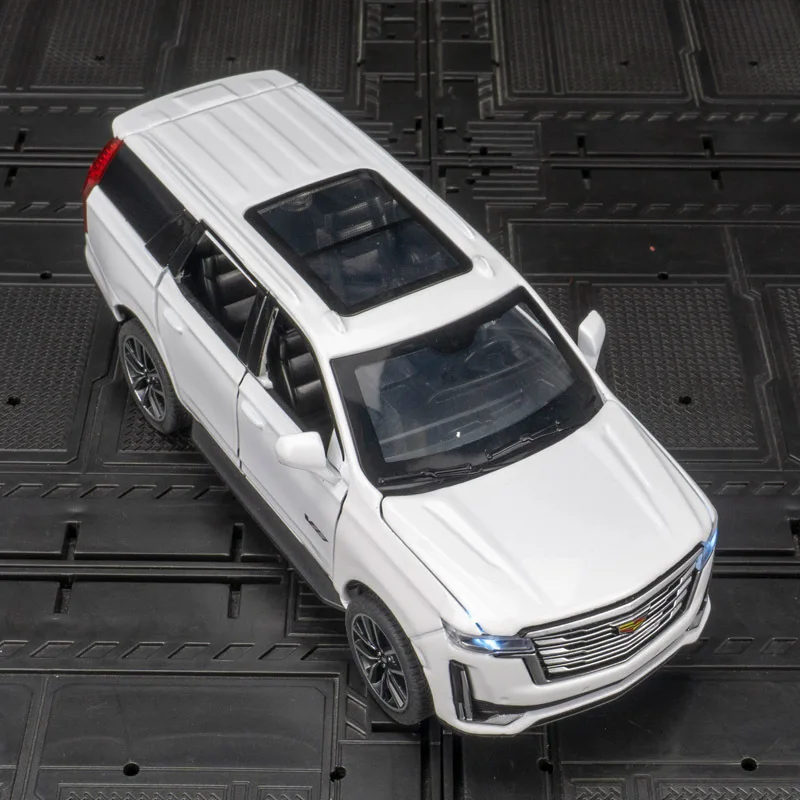 1:32 Cadillac Escalade Diecast Model Black 6 1:32 Cadillac Escalade Diecast Model Black - Image 6