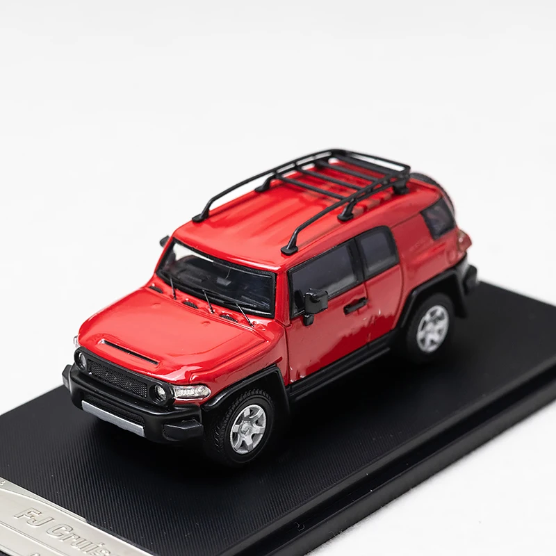 Diecast 1:64 TRD FJ Cruiser Jeep Model Set 4 Diecast 1:64 TRD FJ Cruiser Jeep Model Set - Image 4