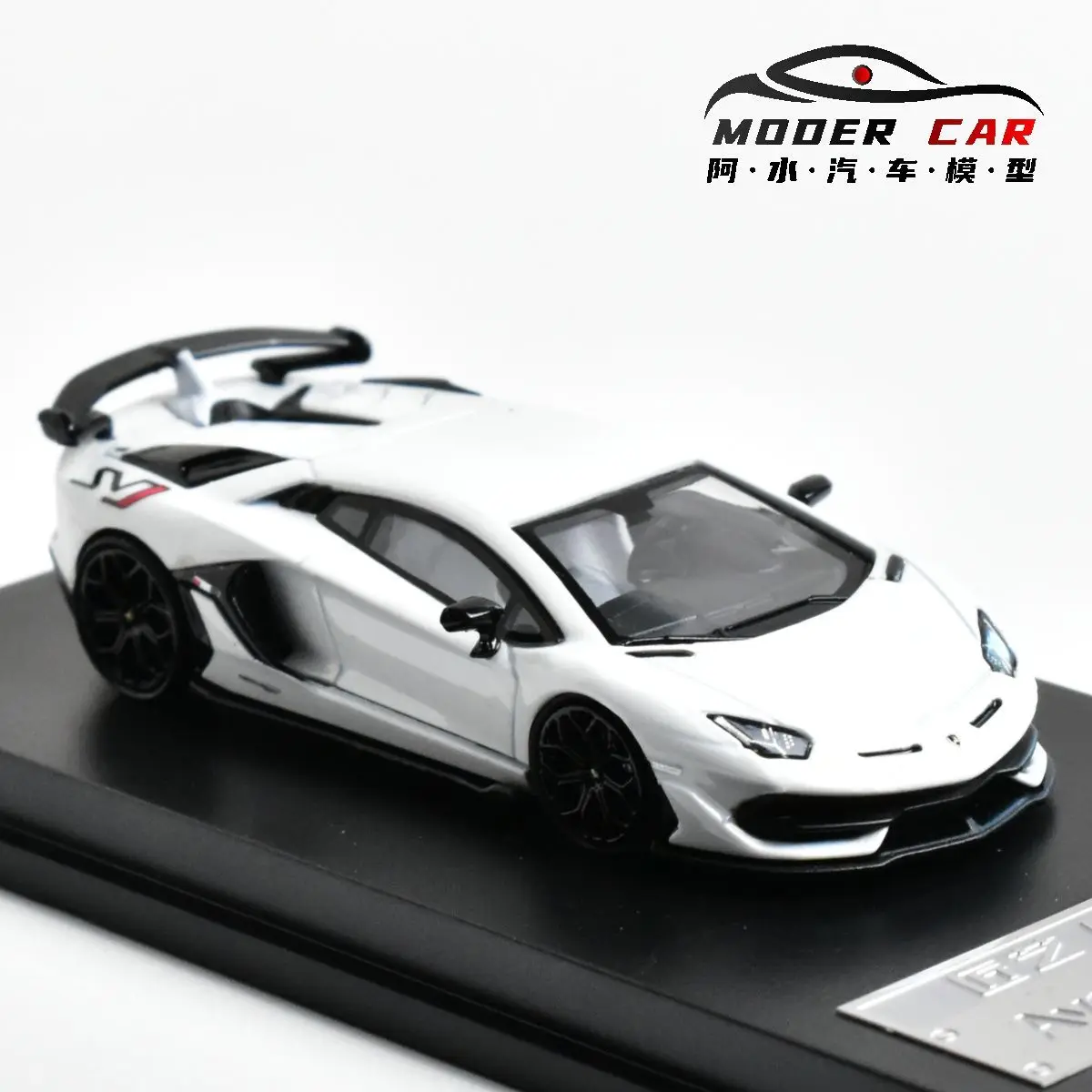 1:64 Lamborghini Aventador SVJ Diecast Model Car 7 1:64 Lamborghini Aventador SVJ Diecast Model Car - Image 7