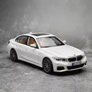1:18 Scale BMW 330i Model in Black and White 7 S58f1b9caf0894c47b1d0daf1841cce552