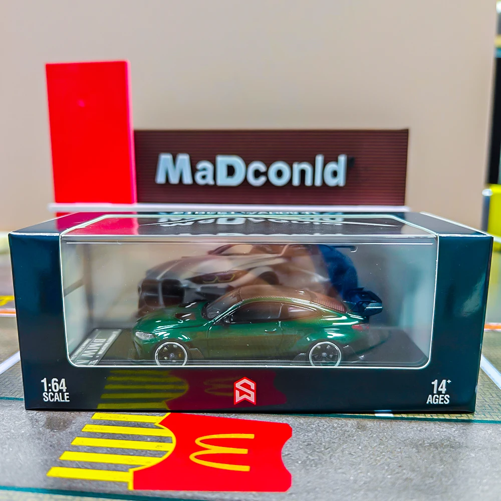 1:64 G82 M4 ADRO Body Kit Diecast Model Car 9 1:64 G82 M4 ADRO Body Kit Diecast Model Car - Image 9