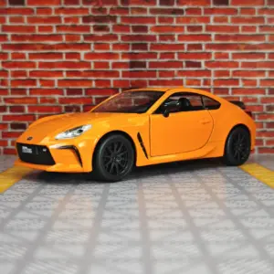 1:28 Scale Toyota GR86 Diecast Model in Blue 13 S5a5bfdbccd5c410b9d780024fd7a688cs