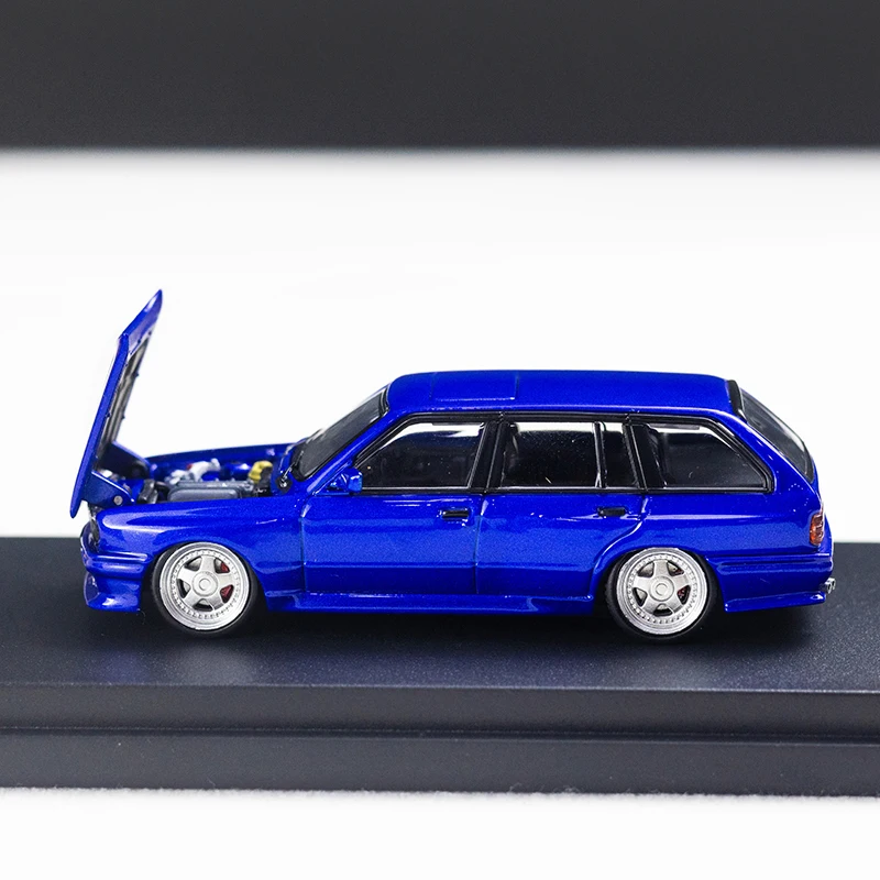 Mortal 1:64 E30 Diecast Car Model Set 6 Mortal 1:64 E30 Diecast Car Model Set - Image 6