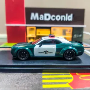 S60932060edb0454bbee144ee56230a85m