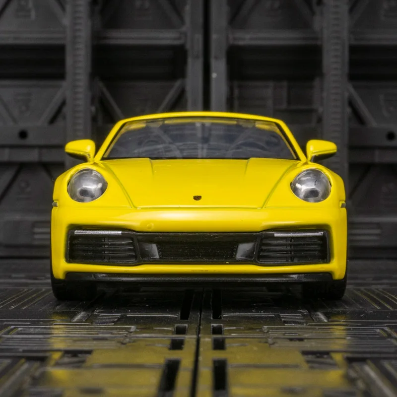 1:32 Scale Porsche 911 Carrera Diecast Model 3 1:32 Scale Porsche 911 Carrera Diecast Model - Image 3