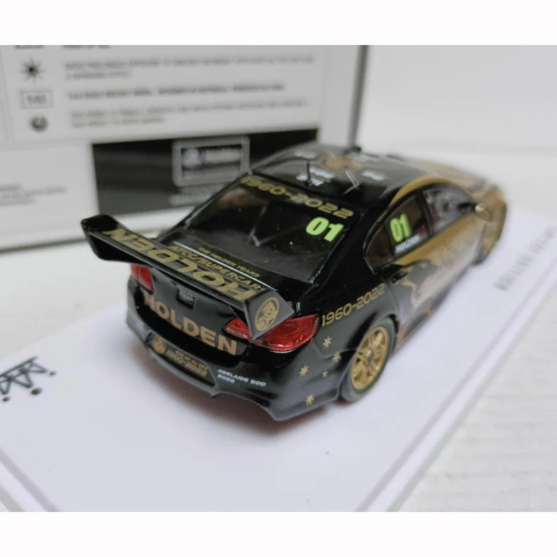 Holden VF End of AN ERA Racing Car 1:43 3 Holden VF End of AN ERA Racing Car 1:43 - Image 3