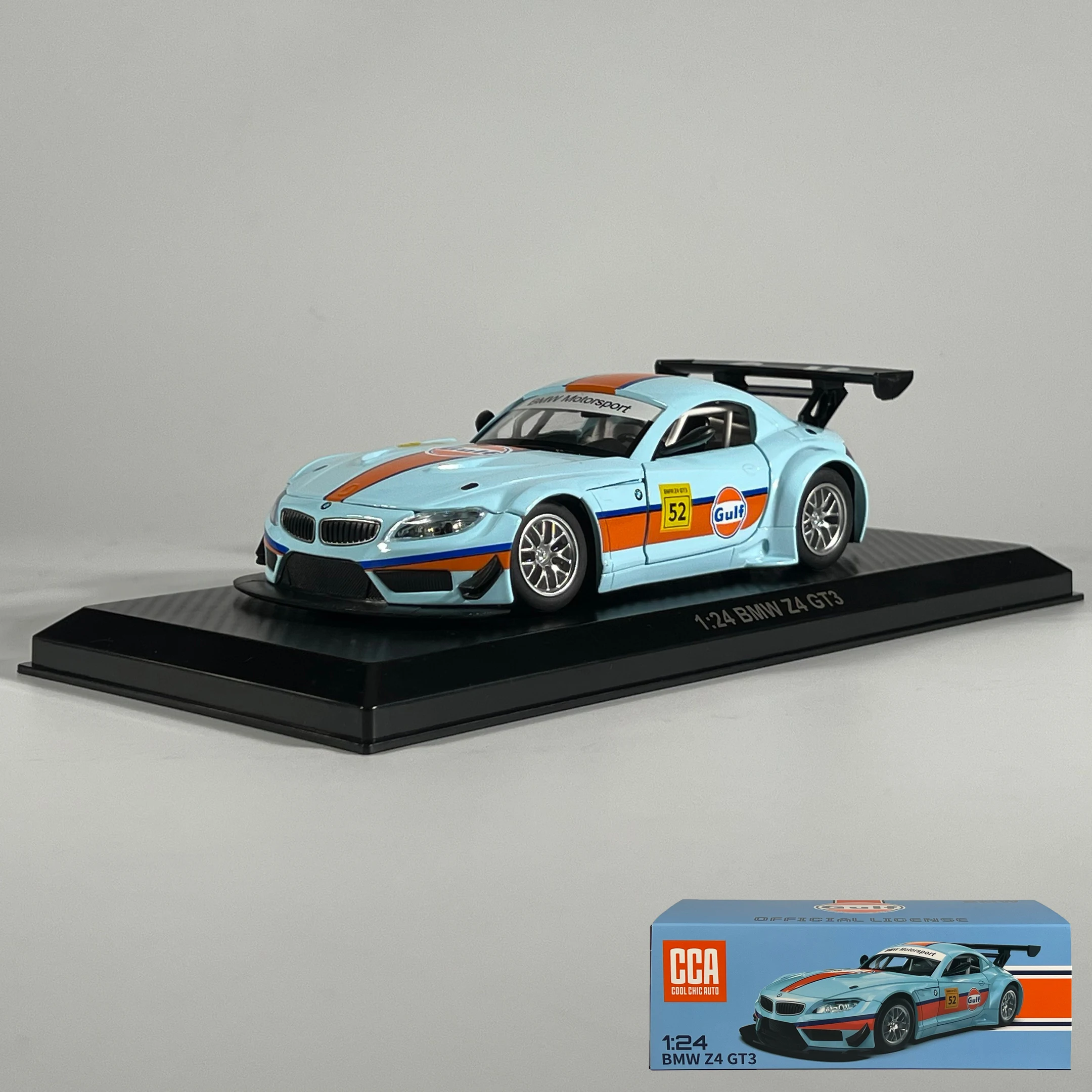 BMW Z4 GT3 1:24 Scale Diecast Model 7 BMW Z4 GT3 1:24 Scale Diecast Model - Image 7