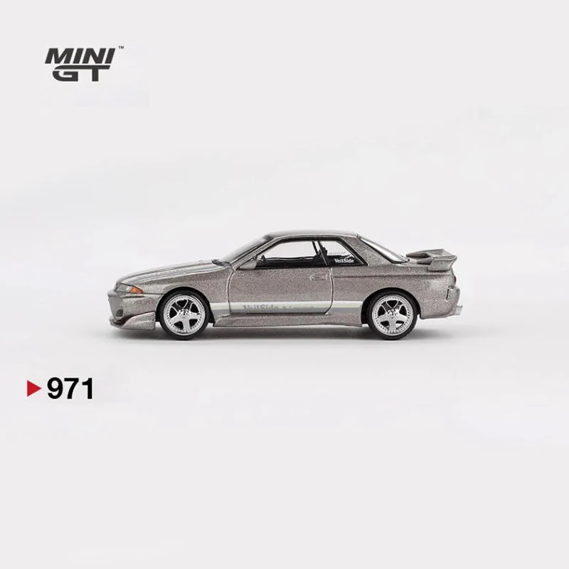 Skyline GT-R (R32) 1:64 Scale Diecast Model 2 Skyline GT-R (R32) 1:64 Scale Diecast Model - Image 2