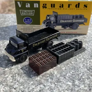 Ford Thames Trader Van Diecast Model 1:64 Scale 37 S6bee048be123482fb827a90a6396ca8ca