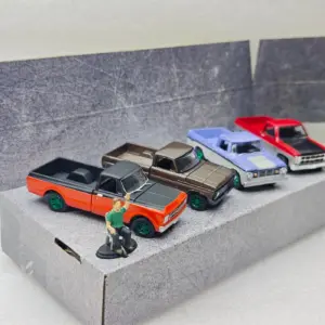 1:64 Scale GreenLight Jamboree Truck Collection 6 S6c5e6f2bcc2e467f802a9ae16bbdef00l