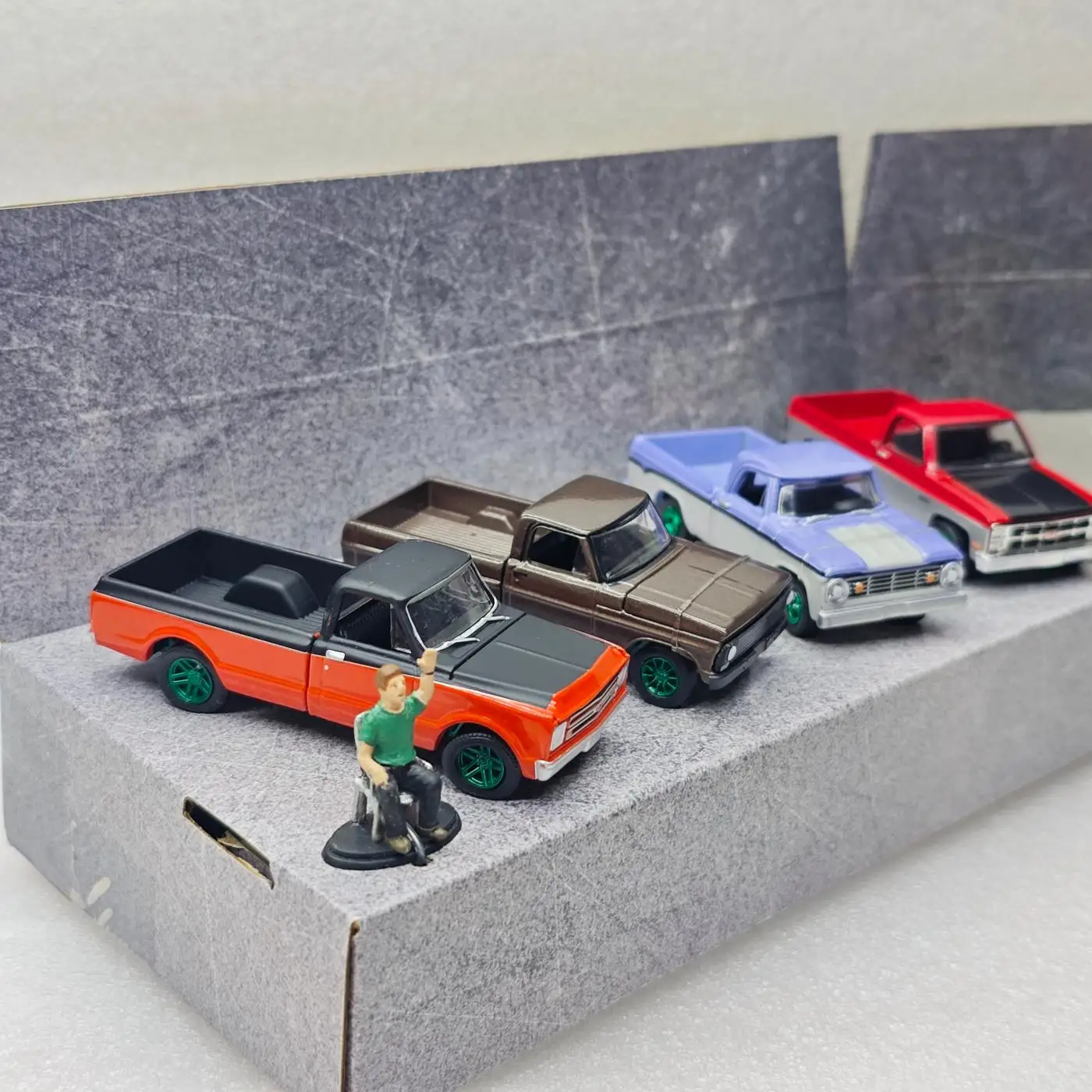 1:64 Scale GreenLight Jamboree Truck Collection 2 1:64 Scale GreenLight Jamboree Truck Collection - Image 2