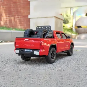 1:24 Scale Toyota Tundra Diecast Model 9 S6c83bc23e73a4c7cab72672486061d2fm