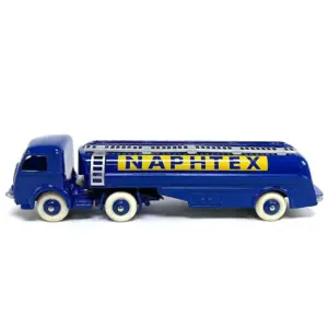 Panhard Tractor with Semi-Trailer Tank Model 1:43 7 S6f27c935edf449babd96567f317b644bV