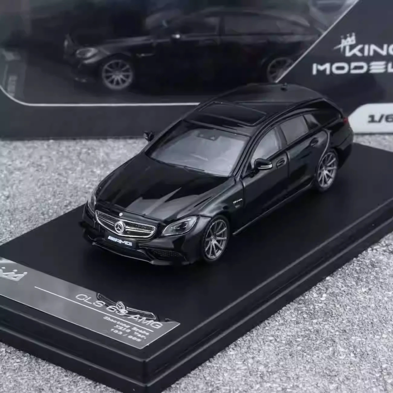 1:64 CLS63 Shooting Brake Diecast Model Car 6 1:64 CLS63 Shooting Brake Diecast Model Car - Image 6