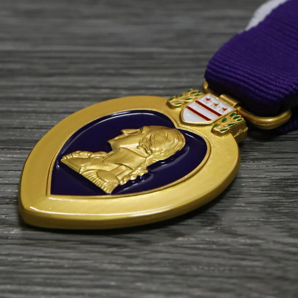 Military Order of the Purple Heart Medal Pin 5 Military Order of the Purple Heart Medal Pin - Image 5
