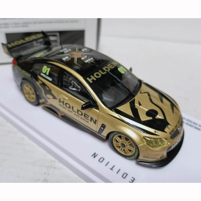Holden VF End of AN ERA Racing Car 1:43 4 Holden VF End of AN ERA Racing Car 1:43 - Image 4