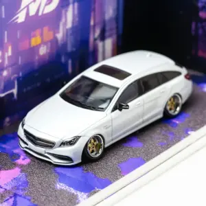 Mercedes-Benz CLS63 1:64 Diecast Model Car 19 S7374528fd3e948d5ab46ef9d7ec74702U