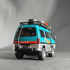 Mitsubishi Delica Off Road 1:24 Diecast Model 17 S73ca5f39b16046beaa1ccda74ad7c985q