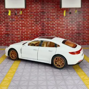 1:24 Scale Paramela Sport Car Diecast Model 13 S7448eb170dde429c8a3141090ae982d3N