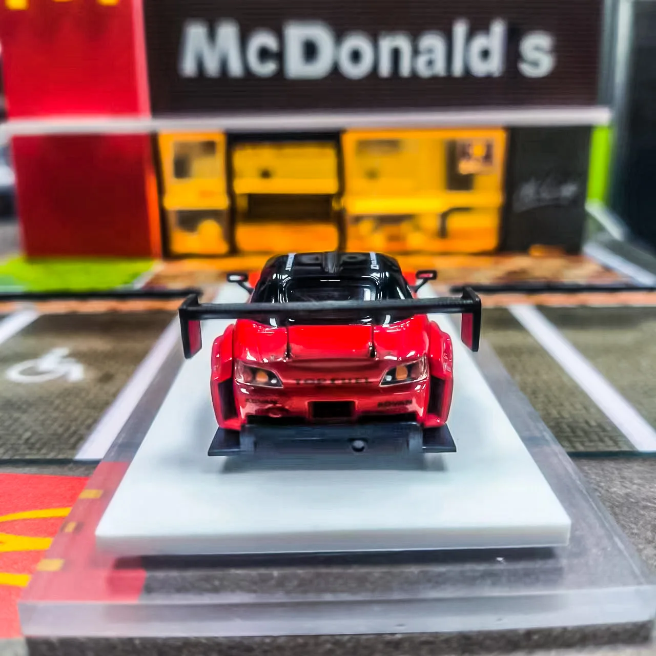 Onemodel 1:64 JDM Red S2000 Hard Top Model 4 Onemodel 1:64 JDM Red S2000 Hard Top Model - Image 4