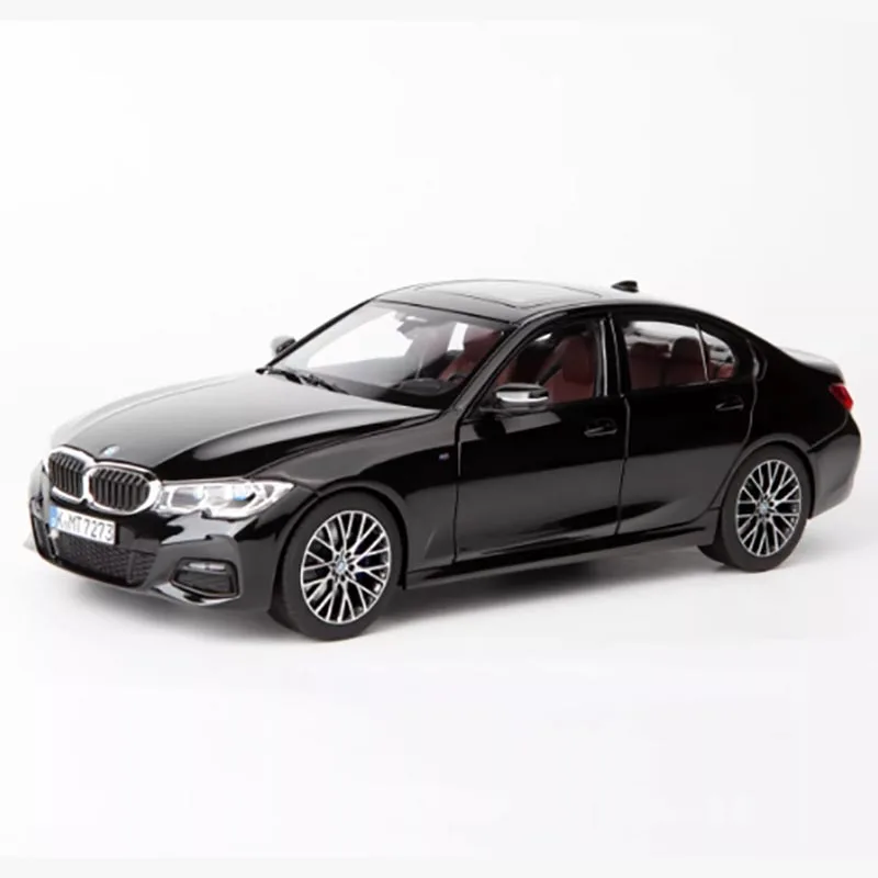 1:18 Scale BMW 330i Model in Black and White 5 1:18 Scale BMW 330i Model in Black and White - Image 5
