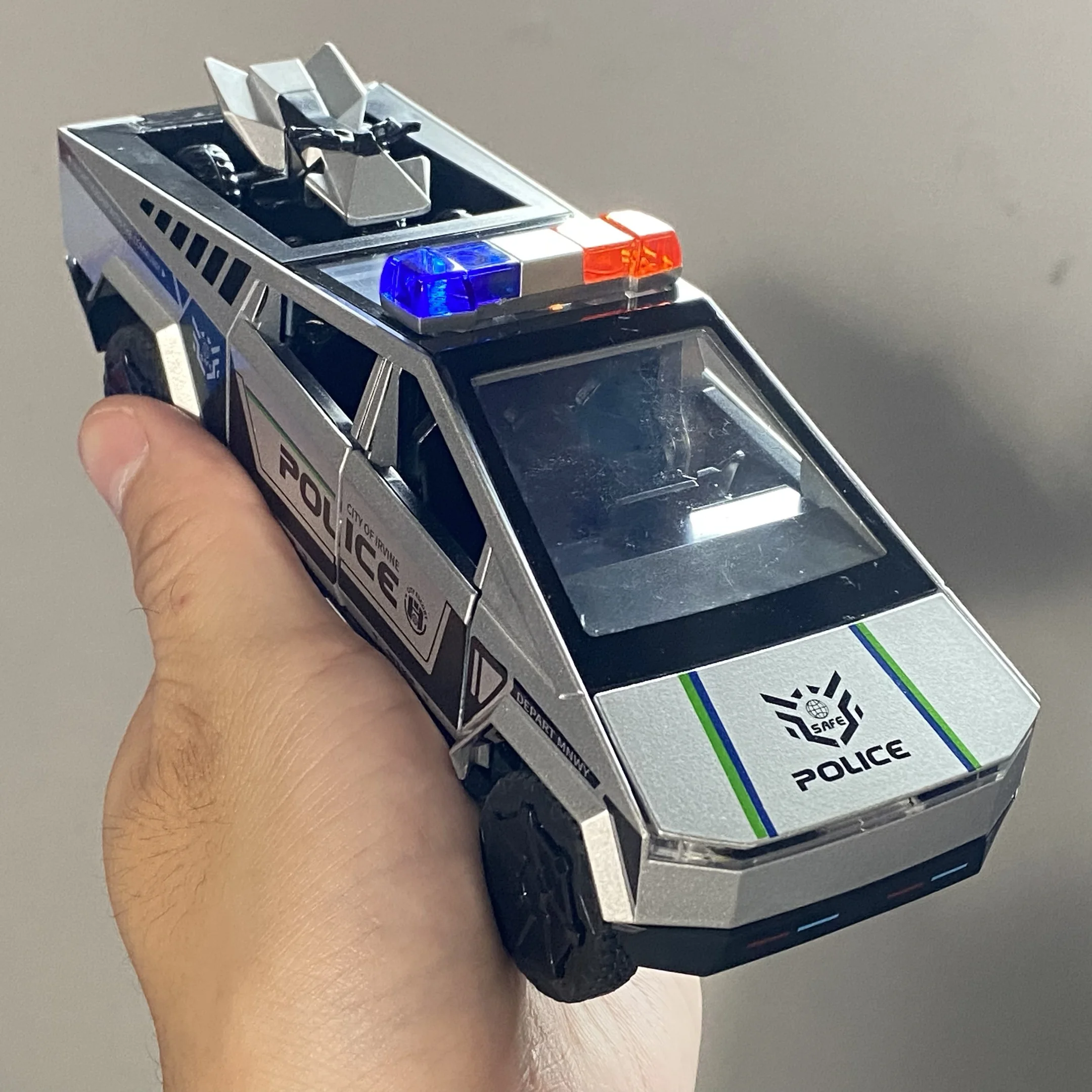 1:32 Scale Cybertruck Police Diecast Model 6 1:32 Scale Cybertruck Police Diecast Model - Image 6