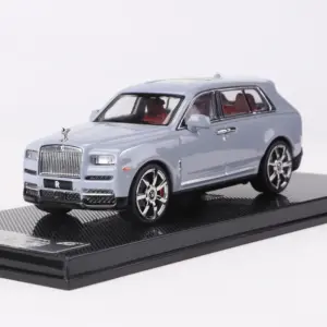 Rolls Royce Cullinan 1:64 Scale Diecast Model 17 S7b8f5f24b37c458e980c320e75ef8fd3W