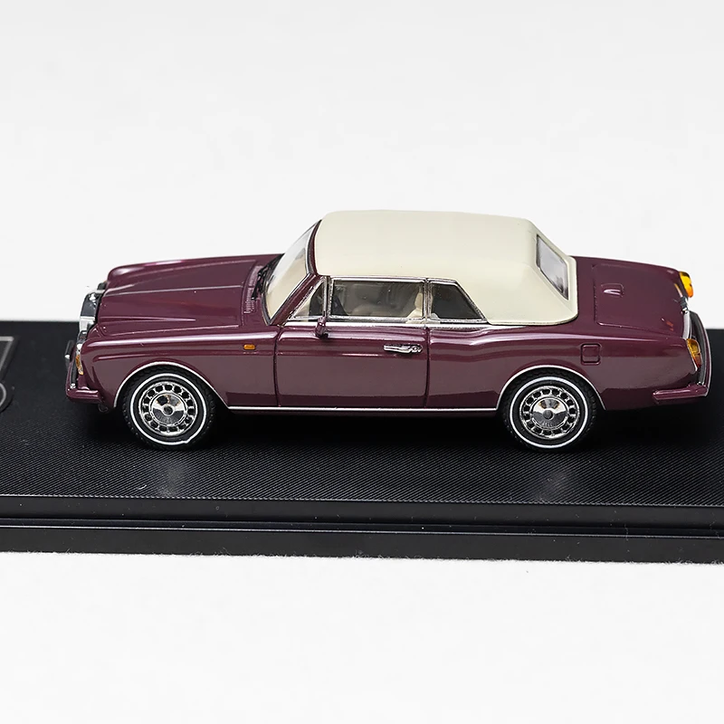 1993 Rolls-Royce Corniche Drophead Diecast Collection 3 1993 Rolls-Royce Corniche Drophead Diecast Collection - Image 3