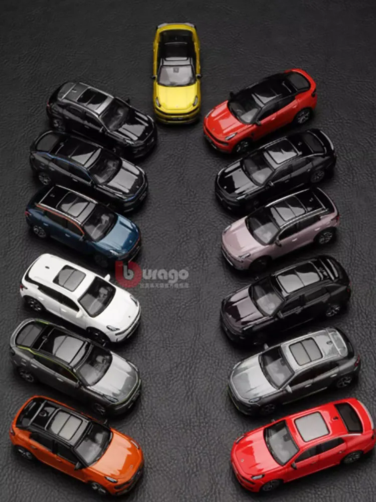LYNK&CO 01 1:64 Scale Diecast Model Car 6 LYNK&CO 01 1:64 Scale Diecast Model Car - Image 6