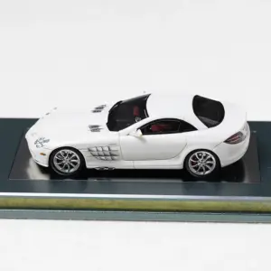 T.Master 1:64 SLR Hardtop Diecast Model 7 S80283ba4970a4284a655e2c4583db5a2Q