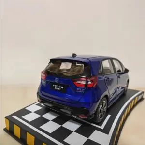 Diecast 1:18 Honda Fit Model in Pink 8 S802b1904302341e0b91f83c6b578fe6cQ