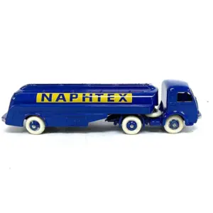 Panhard Tractor with Semi-Trailer Tank Model 1:43 10 S820e3ae3adb64866a456906d39098bbft