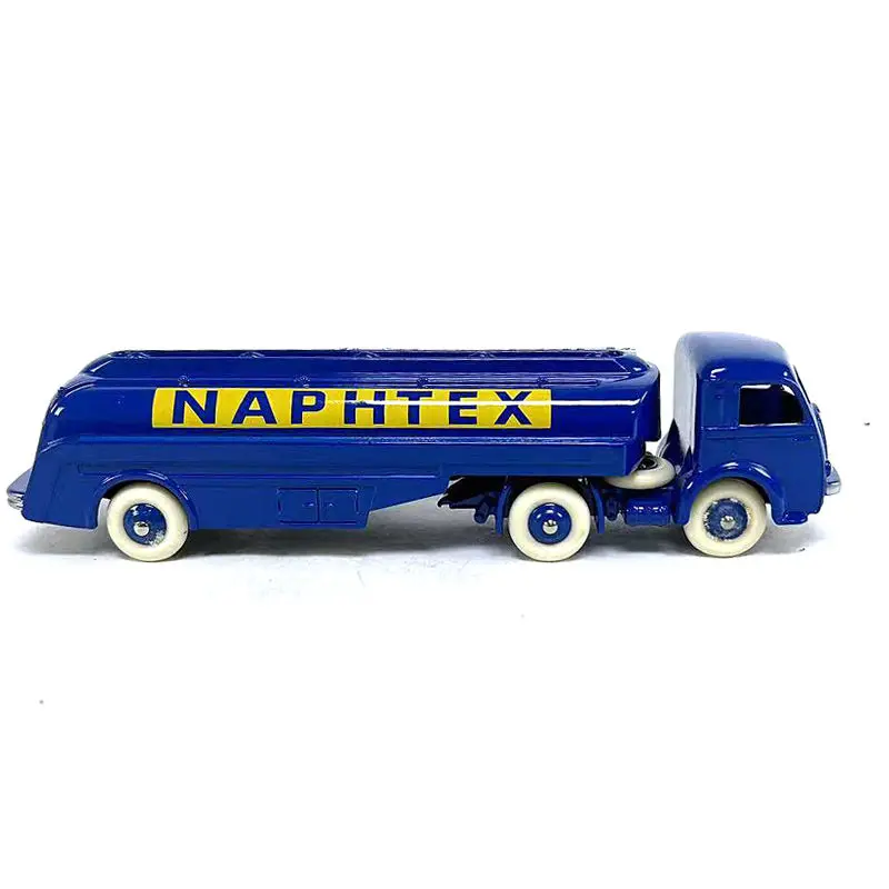 Panhard Tractor with Semi-Trailer Tank Model 1:43 5 Panhard Tractor with Semi-Trailer Tank Model 1:43 - Image 5