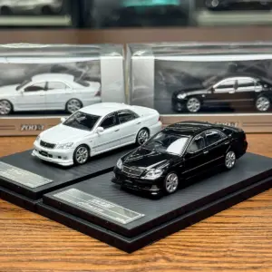 ZOOM 1:64 Crown Athlete Diecast Car Set 9 S82de674041394b24b13c7180de70aa72Y
