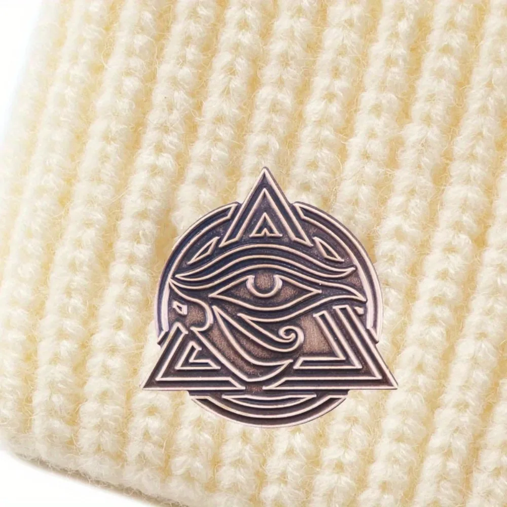 Retro Eye of Horus Brooch in Bronze 4 Retro Eye of Horus Brooch in Bronze - Image 4