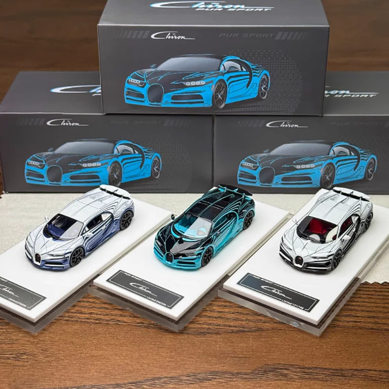1:64 Scale Bugatti Chiron Model in Turquoise 3 1:64 Scale Bugatti Chiron Model in Turquoise - Image 3