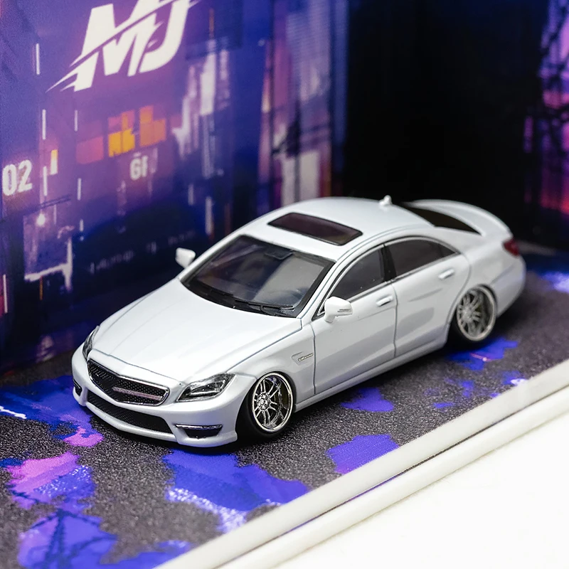 Mercedes-Benz CLS63 1:64 Diecast Model Car 15 Mercedes-Benz CLS63 1:64 Diecast Model Car - Image 15