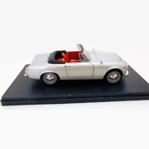 1965 Datsun Fairlady 1600 Diecast Model 1/24 8 S8c8db57c23d8414983d5871c8e55de66I