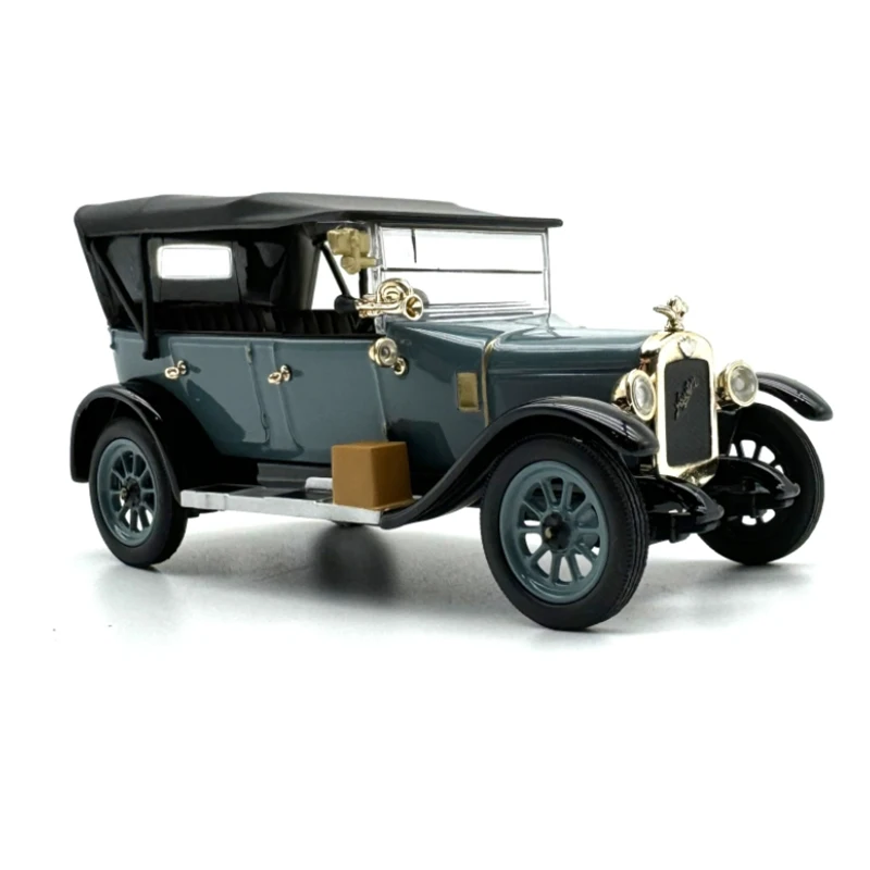 1/43 Scale Diecast Retro Taxi Model Classic 3 1/43 Scale Diecast Retro Taxi Model Classic - Image 3