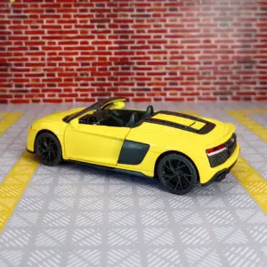 1/32 Scale Audi R8 Spyder Diecast Model Car 10 S8efe13728a7d45cbb1b2b4910bd9db14L