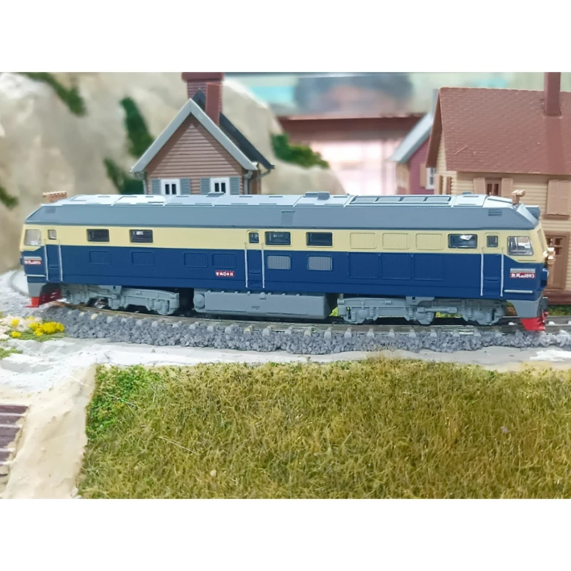 N Scale HF 1:160 DF4D CAIRMAN MAO Locomotive 3 N Scale HF 1:160 DF4D CAIRMAN MAO Locomotive - Image 3