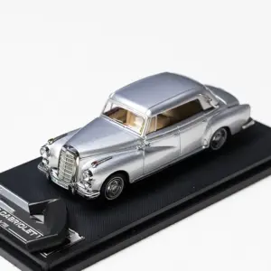 1:64 Diecast 300D Convertible Vintage Car 13 S8fc1013ebe464e75b6cebbe0962385baZ